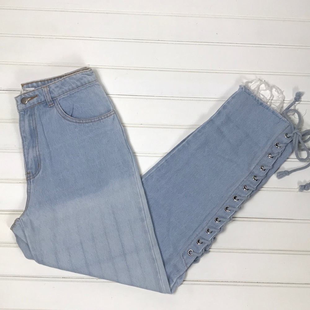 Honey Punch Mid-Rise Jeans Size Small